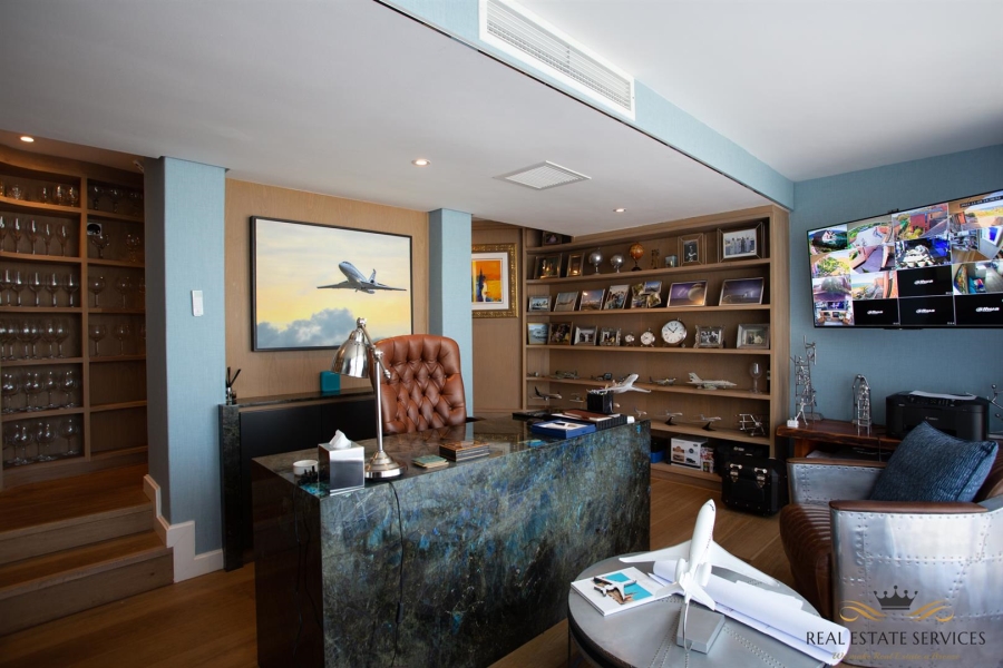 4 Bedroom Property for Sale in Herolds Bay Western Cape